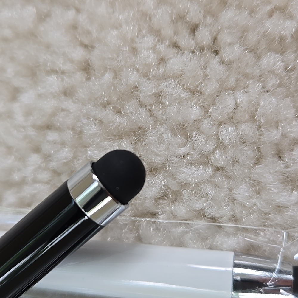 FREE w/ Purchase Set of 7 B&W Stylus Pens - Picture 4 of 5